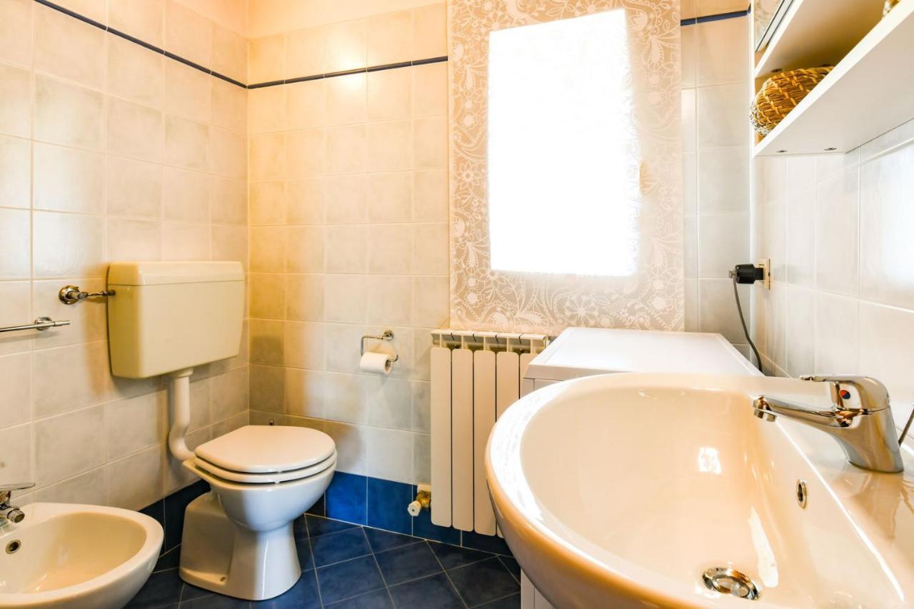 マネルバ・デル・ガルダ Casa Delisaヴィラ エクステリア 写真